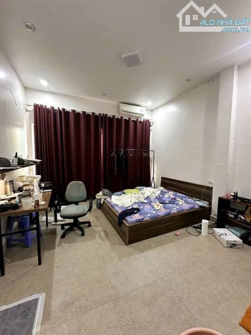 Nhà Hoàng Như Tiếp 89X3T, Dân xây, ô tô đỗ cửa, gần mặt phố, thoáng trước sau giá tốt 17.5 - 3