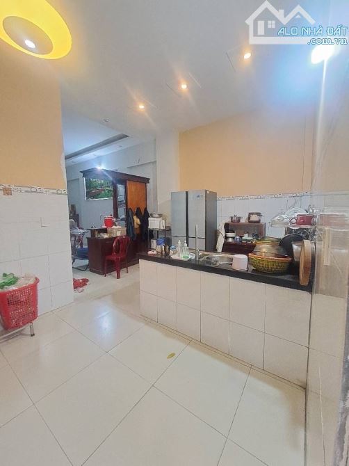 🏦Nhà 3 TẦNG- NGANG KHỦNG 6.5m - Thạnh Lộc 37, Quận 12- Hẻm 8m - chỉ 5.7 tỷ 💸 - 3