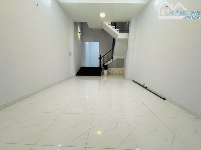 NHÀ 4 TẦNG HẺM NHỰA XE HƠI 5M, DTCN 56M², 4X14, SÁT MẶT TIỀN NGUYỄN TƯ GIẢN - NHỈNH 7 TỶ - 3