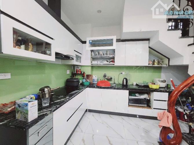 NHÀ ĐẸP LUNG LINH HỒ TÙNG MẬU, BẮC TỪ LIÊM 35M X 6 TẦNG,10M Ô TÔ TRÁNH. Tc 7x tỷ - 3