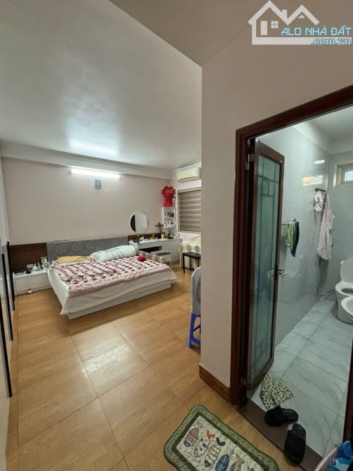 Bán căn 4 tầng x 75m mặt Ngô Gia Tự. Giá 15.5 tỷ - 3