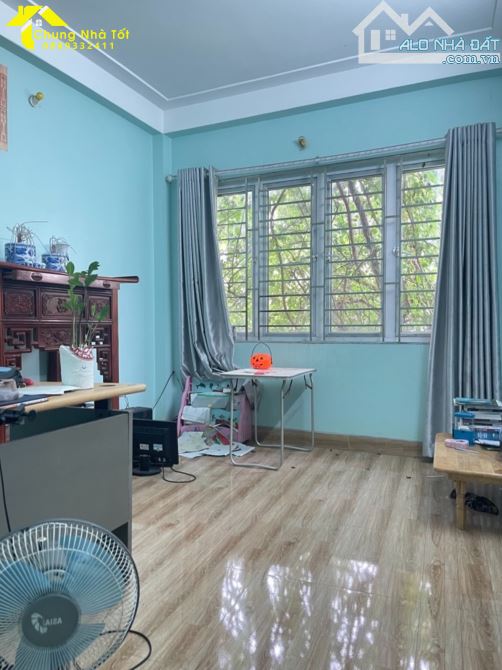 Hiếm có – Nhà đẹp Thạch Bàn 43m2 – 6.9 tỷ - Ô tô qua nhà – Nhà dân xây – Gần hồ - 3