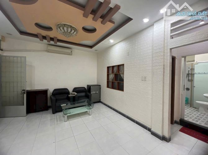 Chung cư A2 Vũ Huy Tấn, Bình Thạnh: 50m2, 1p ngủ,NT, 9 tr/th - 3