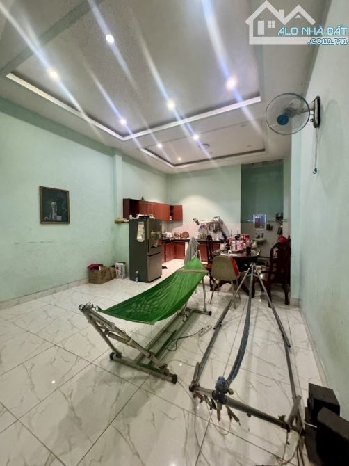 💥NHÀ 2 TẦNG  95M2  - HẼM OTO 8M VÀO NHÀ- -NGANG 4M5 NỞ HẬU - KDC DÂN TRÍ   👉TX 38 ■  95M - 3