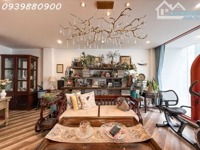 Hoàng Hoa Thám, 7 phòng lớn - 60tr/tháng - 3