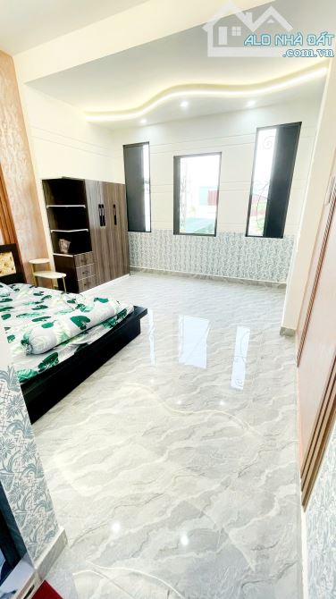 Biệt Thự Sân Vườn 1 Lầu 8x20m Đường Trung Mỹ Tân Xuân Hóc Môn Giá 6.5 Tỷ Full Nội Thất - 4