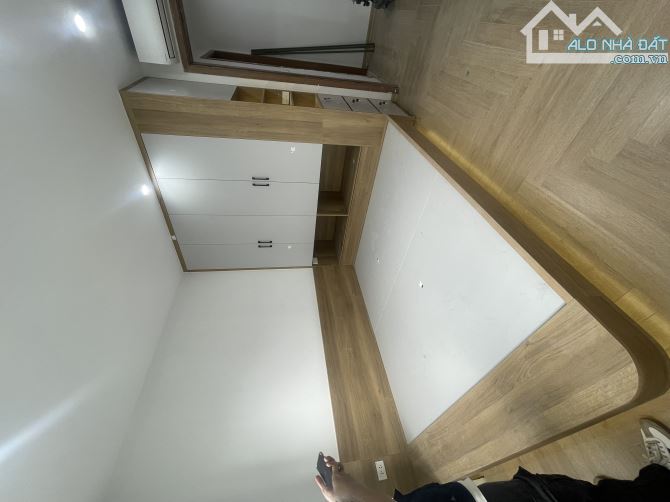 Xịn sò-Bán Nhà Nam Từ Liêm - Mặt phố vỉa hè 11m - Diện tích hơn 200m2 - 4