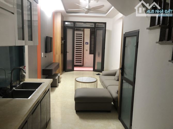 Chính chủ nhà đẹp 5 tầng, 32m, ô tô chánh cách nhà 5m, ở sướng, gần Hồ Văn Quán - 4
