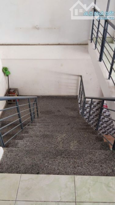 BÁN DÃY TRỌ 2 TẦNG NGAY LÀNG ĐẠI HỌC NHÌN RA CÔNG VIÊN, 250m2, MT 10m, GIÁ 11,9 TỶ. - 4