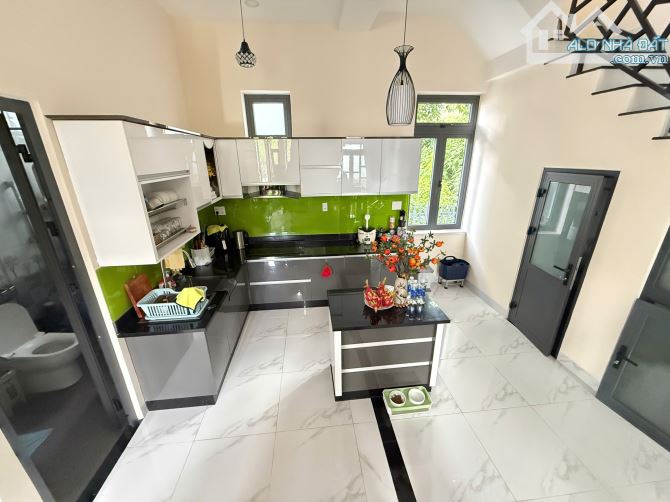 Bán Gấp Villa Hoàn Công Mới Tinh 200m2 Ngang 12m Đường Ô Tô 4m Cách Chợ Đà Lạt Chỉ 5 Phút - 4