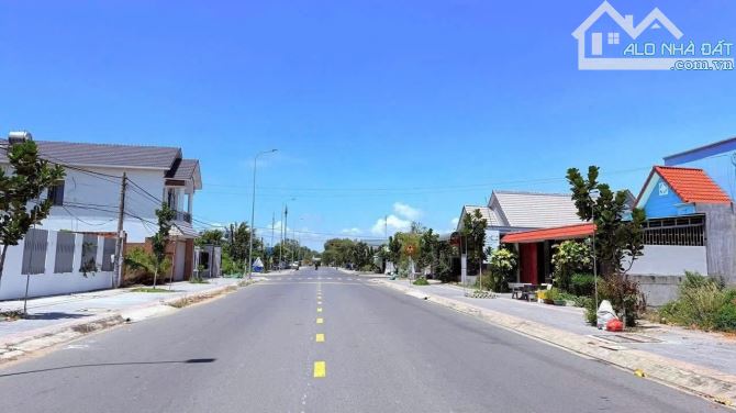HÀNG NGỘP CẦN BÁN GẤP LÔ ĐẤT NGANG 15M NGAY TRUNG TÂM LỘC AN, BRVT - 4