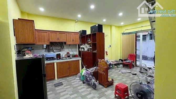 2,25Tỷ TL🔥Bán nhà góc 2MT (Có Gác) đường Bình Nhâm 38, P.Bình Nhâm, Tp Thuận An - 4