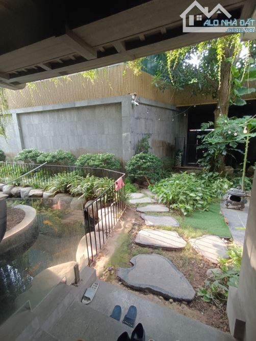 CẦN BÁN GẤP - BIỆT THỰ MẶT PHỐ VĨNH HƯNG  QUẬN HOÀNG MAI 415m 4 TẦNG  THANG MÁY - BỂ BƠI - 4