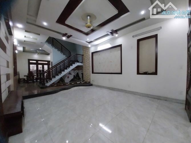 NHÀ EMART PHAN HUY ÍCH - 101M²  - 5.5m X 20m - 4 TẦNG - ĐƯỜNG 8M KINH DOANH - NHỈNH 12 TỶ - 4