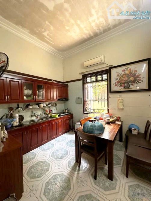 Nhà Hoàng Như Tiếp 89X3T, Dân xây, ô tô đỗ cửa, gần mặt phố, thoáng trước sau giá tốt 17.5 - 4