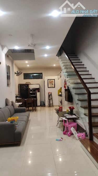 Phú diễn 55m2. 5 tầng. Thiết kết hiện đại. Ô tô đỗ cửa 12,1 tỷ - 4