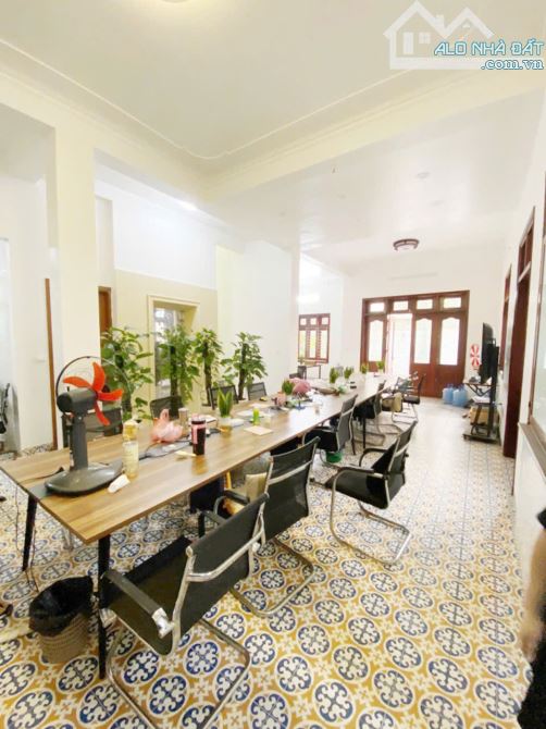 Cho thuê biệt thự KĐT Vạn Phúc - Tố Hữu. DT 220m2, 4 tầng thang máy, full điều hòa. - 4