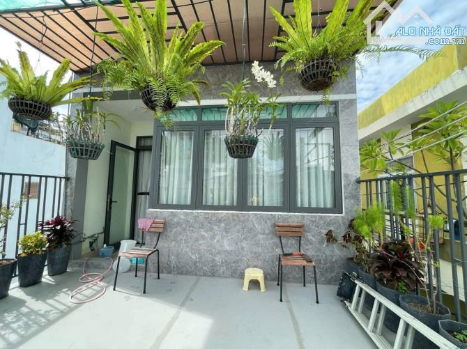 Giảm sâu 500tr chỉ còn 5tỷ9 Bán nhanh căn Nhà góc 3 tầng dg oto Lê Hồng Phong p Phước Tiến - 4