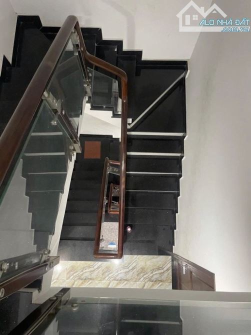 HẺM ÔTÔ 4 TẦNG – KHU VƯỜN LÀI, LÊ VĂN PHAN PHÚ THỌ HOÀ – DT: 4*15M- CHỈ 8.99 TỶ - 4