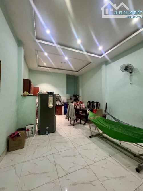 Nhà 2 tầng hẻm xe tải 8m đường Nguyễn Ảnh Thủ Phường Hiệp Thành Quận 12 chỉ 4,6tỷ- DT 57m2 - 4