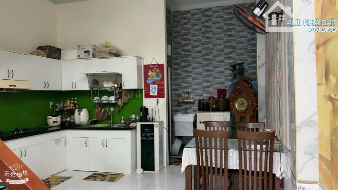 Bán nhà mới ĐẸP 3 Tầng Dĩ An,đường nhựa 13M,gần chợ Thông Dụng - 4