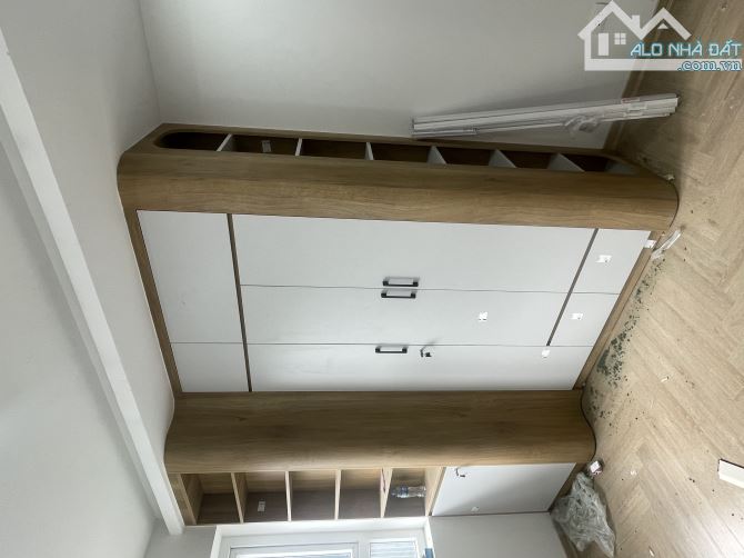 Xịn sò-Bán Nhà Nam Từ Liêm - Mặt phố vỉa hè 11m - Diện tích hơn 200m2 - 5
