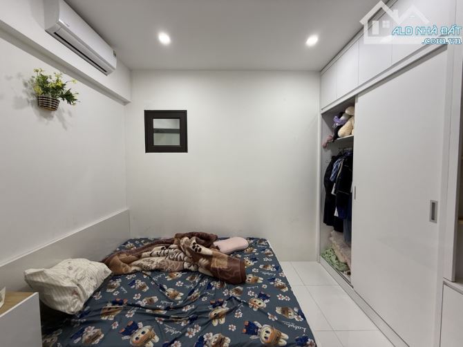Bán tập thể phố Nguyễn Ngọc Doãn (gần sát chùa Bộc)sổ 30m2 sử dụng 90m2 giá 3,93tỷ(còn TL) - 5