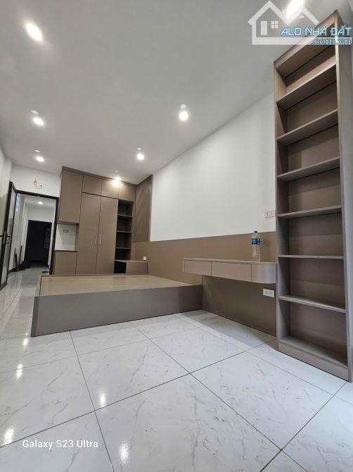 11TỶ 55M 6T TÂN ẤP BA ĐINH NHÀ MỚI LÔ GÓC 3 THOÁNG THANG MÁY FFUN NỘI THẤT - 5