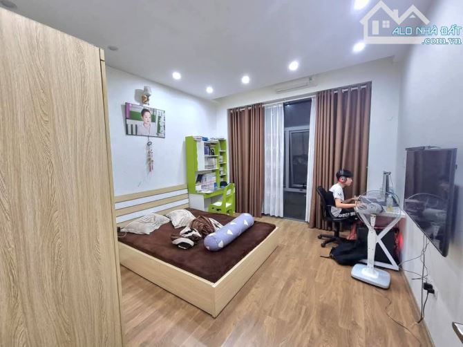 HỒ TÙNG MẬU, KỀ GOLD MARK CITY, 2 MẶT NGÕ OTO ĐỖ CỬA CÁCH PHỐ 30m, 38m MT 4m 9.2 Tỷ - 5