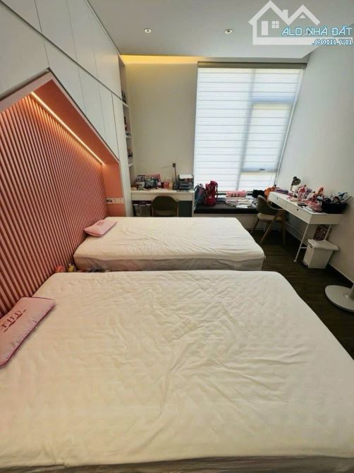 Bán biệt thự đẳng cấp Châu Âu ( DT 270m2) - Khu Tên Lửa, Bình Trị Đông B, Bình Tân - 5