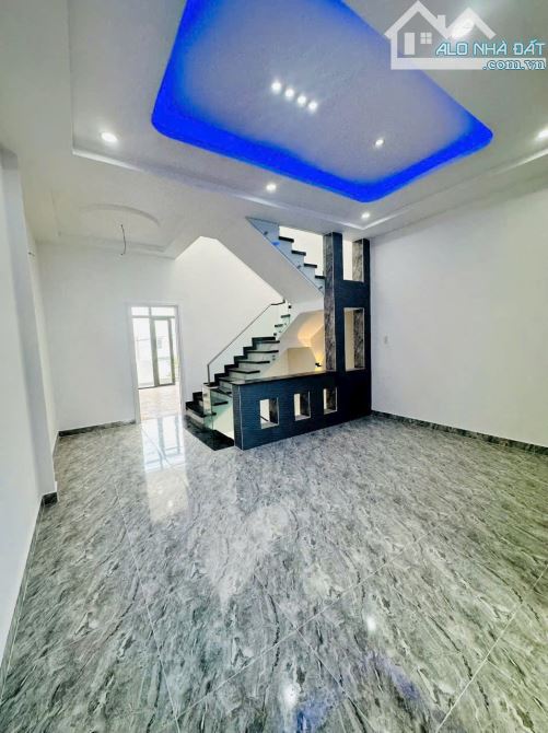 Nhà cần bán 90m2/4tỷ500tr KDC ĐẶNG HUỲNH, sổ có hoàn công cách BX q8 tầm 20ph - 5