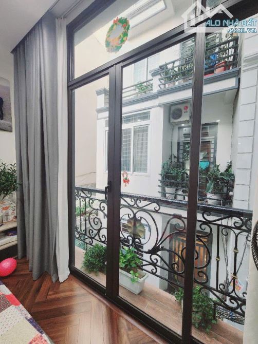 NHÀ ĐẸP LUNG LINH HỒ TÙNG MẬU, BẮC TỪ LIÊM 35M X 6 TẦNG,10M Ô TÔ TRÁNH. Tc 7x tỷ - 5