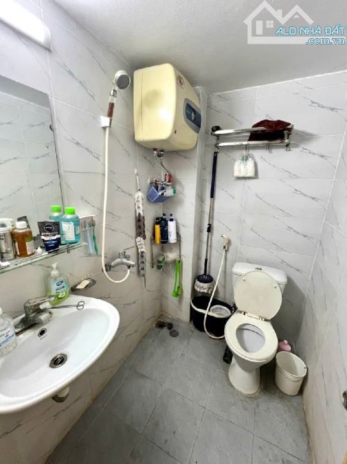 Bán nhà Văn Quán: 45m*5tầng, phân lô, gần phố, gần ô tô, full tiện ích, dân xây, nhỉnh 8tỷ - 5