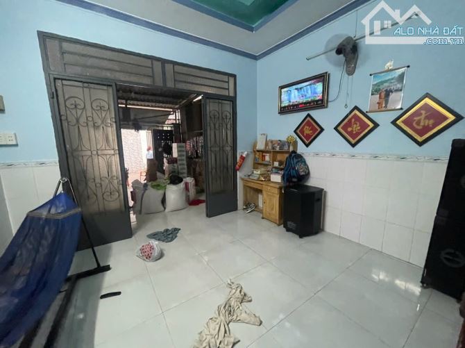 Bán Nhà hẻm xe hơi 33tr/m2 . Phú Xuân- Nhà Bè - Diện tích : 178,9m2 ( ngang 5,9m nở hậu - 5