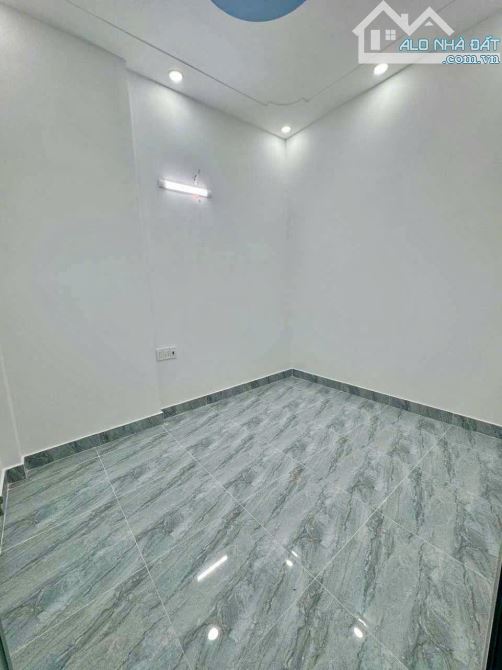 BÁN NHÀ CẤP 4 MỚI TINH HẺM XE HƠI TRẦN THỊ HÈ Q12 GIÁ RẺ 3,9 TỶ DIỆN TÍCH 68M2 (4x17) - 5