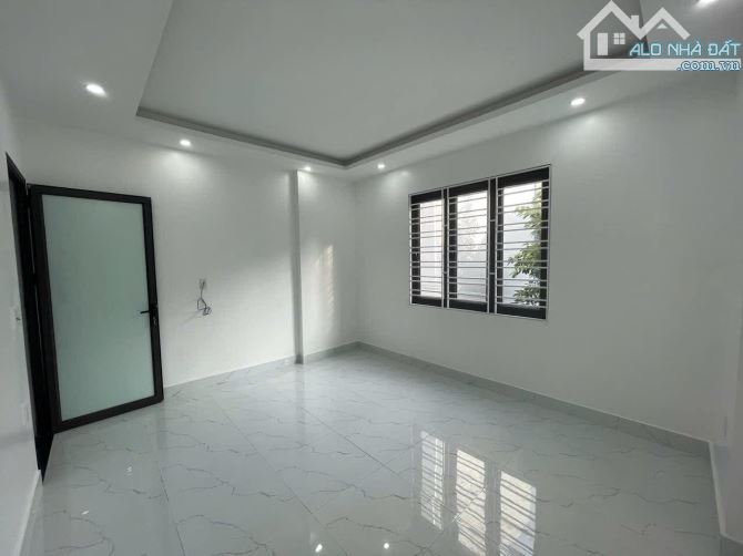 🌳 Bán nhà 4 tầng ngõ 169 Đông Khê - Ngô Quyền - 55m2 - Giá 4,6 tỷ sân cổng riêng - 6