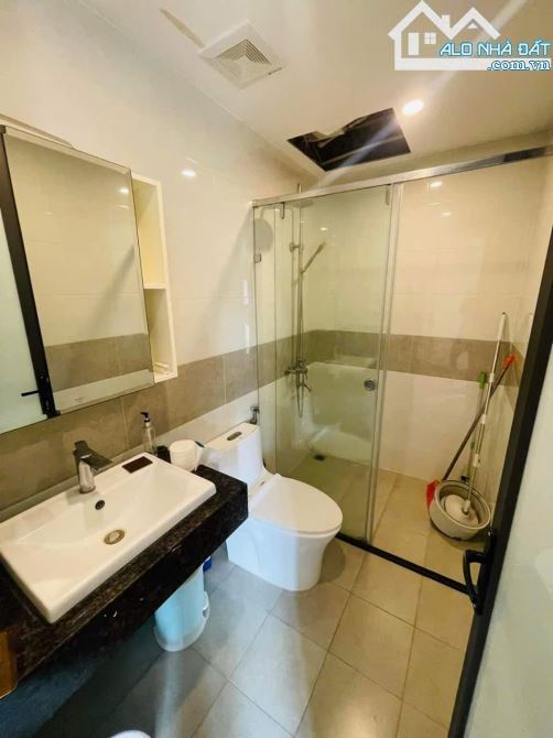 NHUỆ GIANG HÀ ĐÔNG NHÀ PHÂN LÔ VUÔNG VẮN LÔ GÓC Ô TÔ VÀO NHÀ CỰC ĐẸP 46m 12.4 TỶ - 6