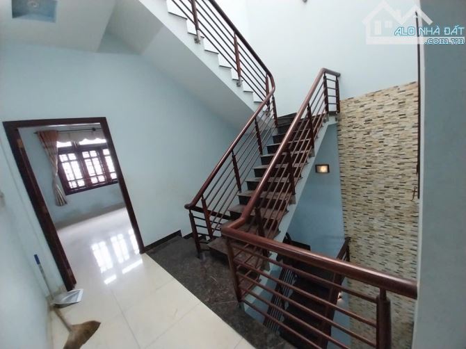 NHÀ EMART PHAN HUY ÍCH - 101M²  - 5.5m X 20m - 4 TẦNG - ĐƯỜNG 8M KINH DOANH - NHỈNH 12 TỶ - 6