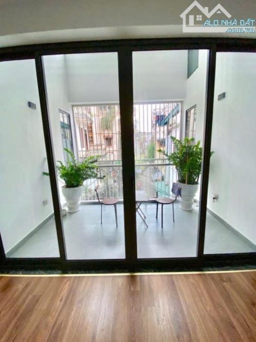 HOÀNG CẦU100Mx5TẦNG-MT12M-THANG MÁY- LÔ GÓC-ÔTÔ TRÁNH KD-55 TỶ - 6