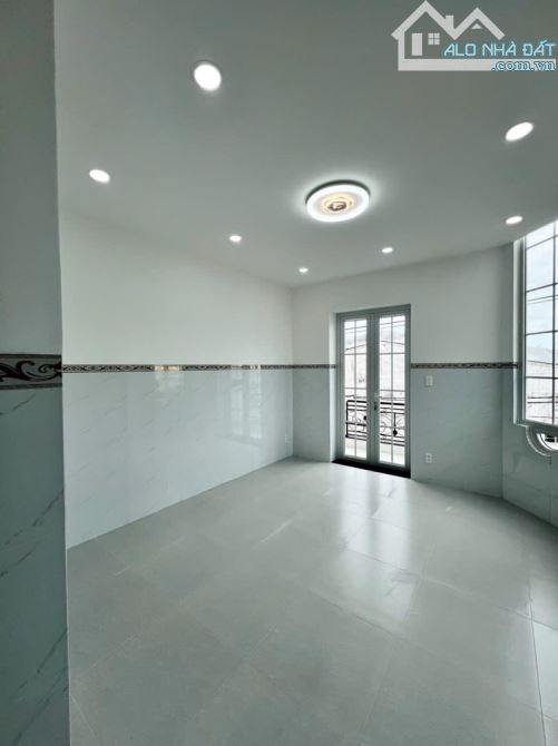 Siêu phẩm căn góc 5 tầng Tỉnh lộ 10- sát Tên Lửa- DT 4X15 GIÁ 9.9 TỶ TL - 6