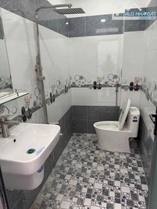 BÁN NHÀ CẤP 4 MỚI TINH HẺM XE HƠI TRẦN THỊ HÈ Q12 GIÁ RẺ 3,9 TỶ DIỆN TÍCH 68M2 (4x17) - 6
