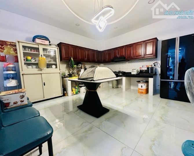 Q7 HẺM XE TẢI CÁCH MẶT TIỀN 30M 4x16.5M GẦN PHÚ MỸ HƯNG 4 TẦNG 5PN NHÀ ĐẸP Ở NGAY 7.xT - 7