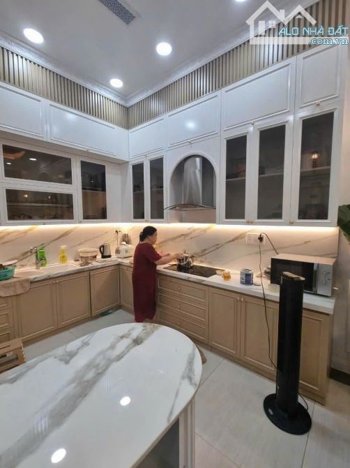 Siêu Phẩm! Biệt Thự phong cách Châu Âu KDC VIP Đặng Thùy Trâm p13 Bình Thạnh, 10x20m - 7
