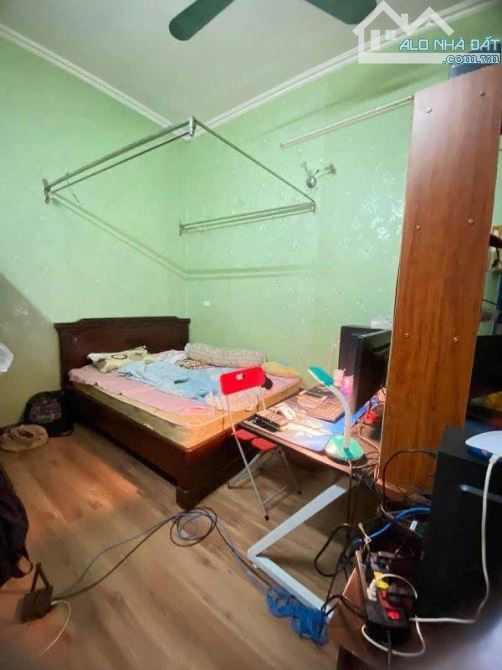 Bán nhà Kim Ngưu 45/50m2, 4T, mt 4.9m phân lô, oto vào nhà, kd văn phòng. Giá 14.6 tỷ