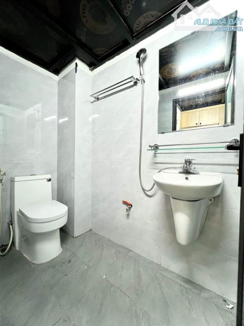 Bán Tòa CCMN Yên Xá  93 Phòng KK 210m x 10 Tầng Mt 14m Lô Góc  Nhỉnh 40 Tỷ. - 8