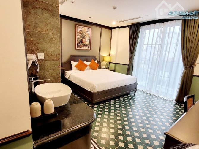 BÁN KHÁCH SẠN GIANG VĂN MINH 290m2 - 9T THANG MÁY - MT 16m - 320 TỶ - DÒNG TIỀN KHỦNG - 8