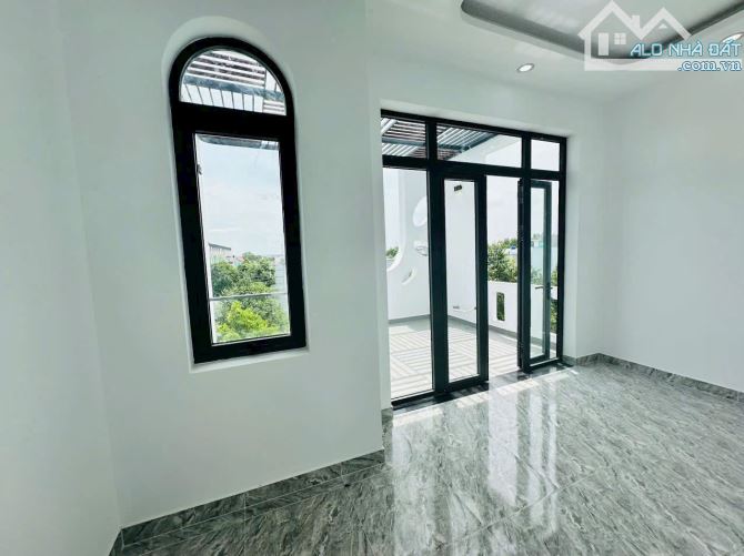 Nhà cần bán 90m2/4tỷ500tr KDC ĐẶNG HUỲNH, sổ có hoàn công cách BX q8 tầm 20ph - 9