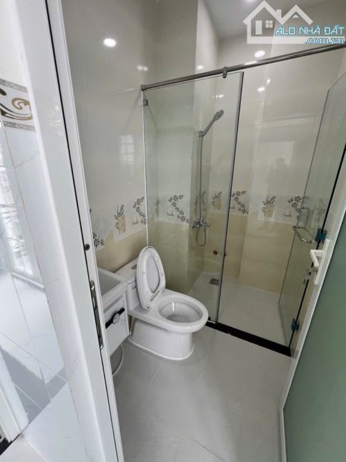 Siêu phẩm căn góc 5 tầng Tỉnh lộ 10- sát Tên Lửa- DT 4X15 GIÁ 9.9 TỶ TL - 9