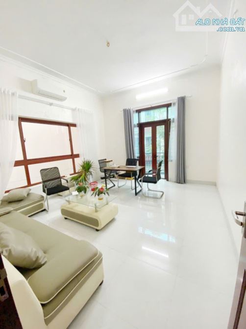 Cho thuê biệt thự KĐT Vạn Phúc - Tố Hữu. DT 220m2, 4 tầng thang máy, full điều hòa. - 9