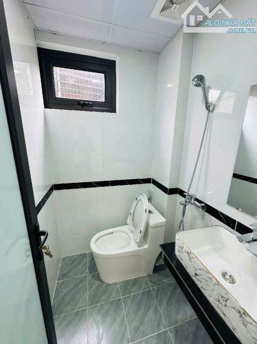 BÁN CHDV MỸ ĐÌNH - 7 TẦNG THANG MÁY- NHÀ MỚI  FULL NỘI THẤT - DÒNG TIỀN 70 TR/ THÁNG - 9